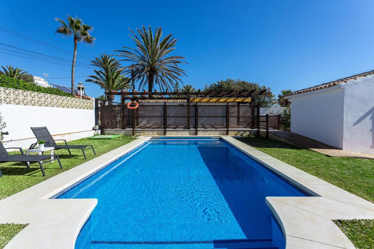 Charming Villa On The Seafront Marbellac Extérieur photo
