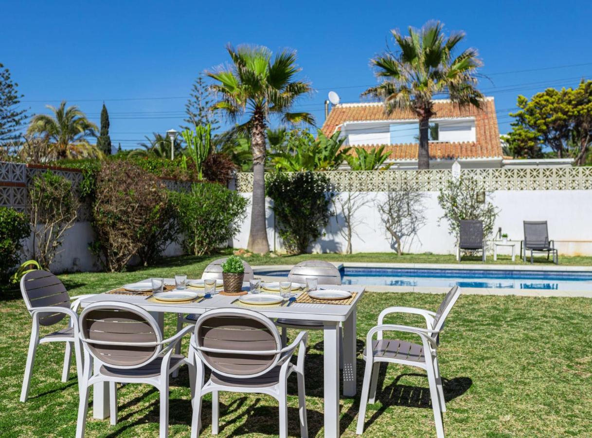 Charming Villa On The Seafront Marbellac Extérieur photo